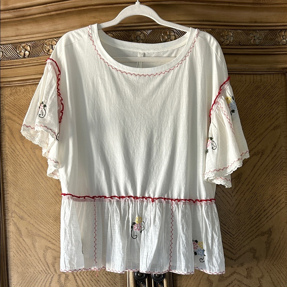 Anthropologie White Blouse with Red and Floral Embroidery LIKE NEW